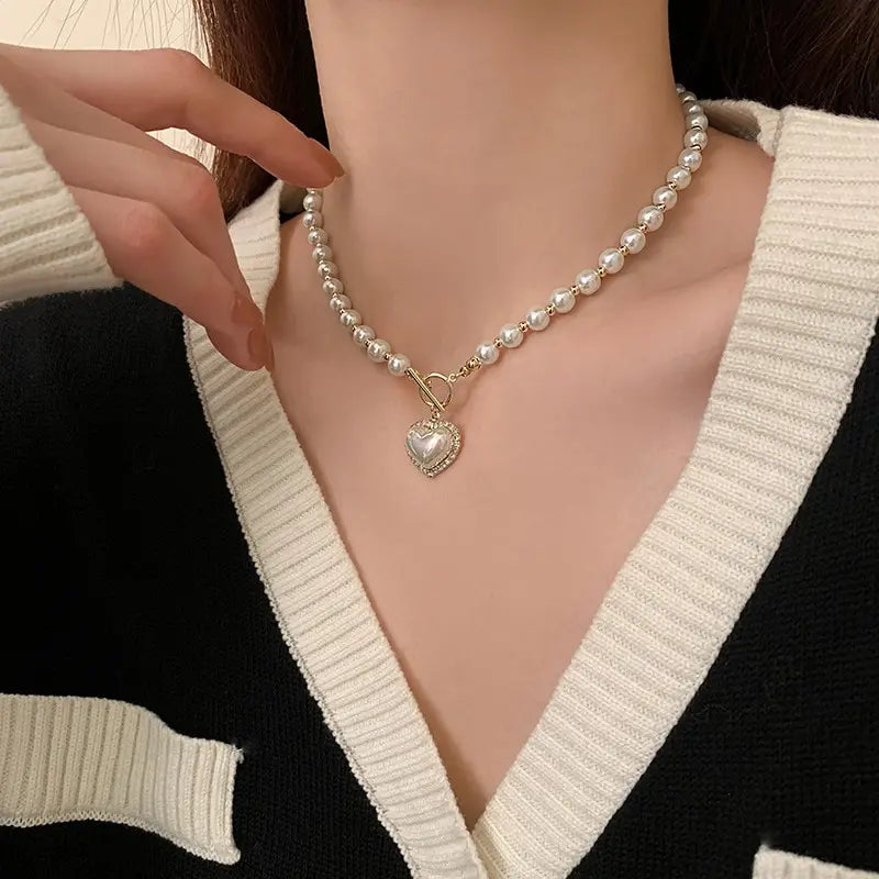 Elegant Pearl Necklace For Women