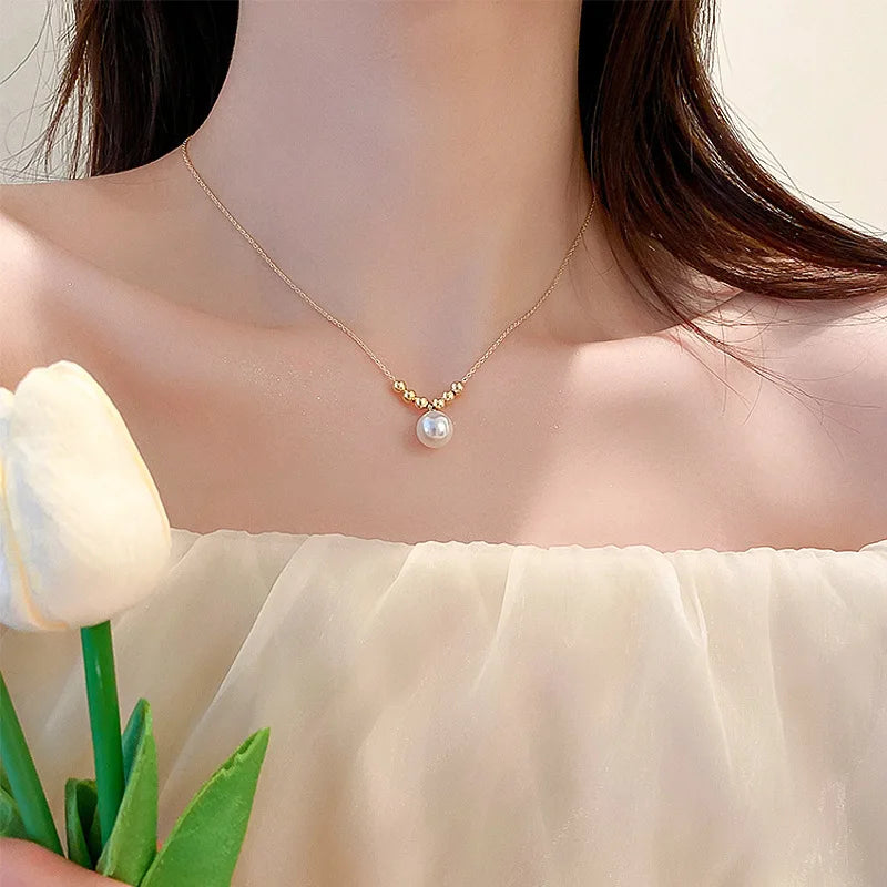 Chalcedony Tulip Pendant Necklace